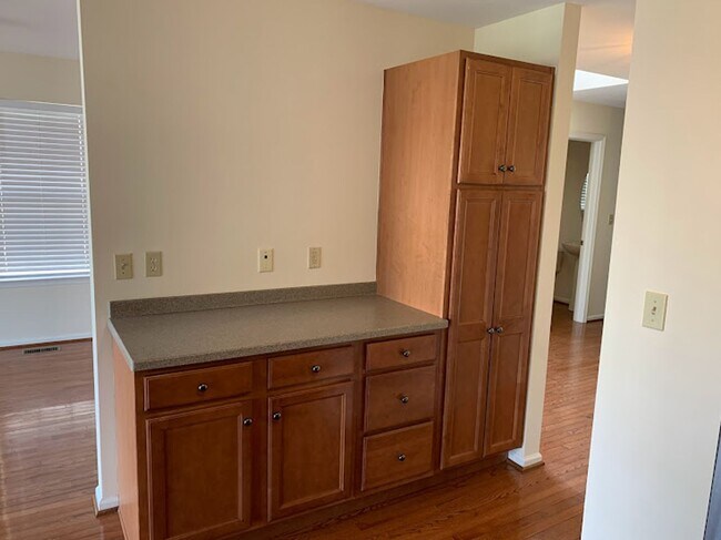 Building Photo - New Macungie Rental Listing