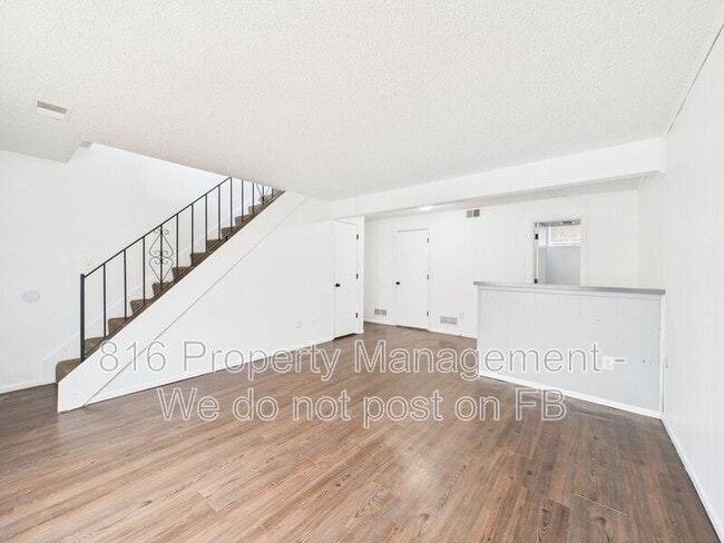 Building Photo - 10514 E 41st Terrace