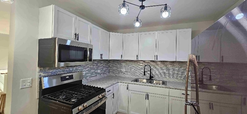 Building Photo - 1923 Cambridge St