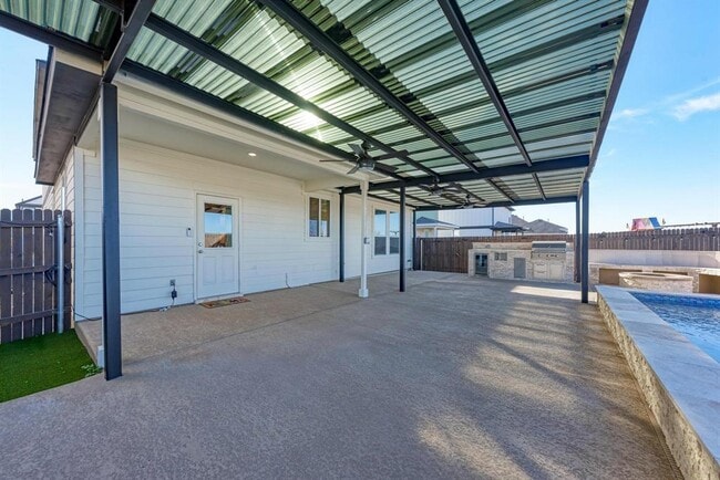 Building Photo - 1529 Brimhurst Dr