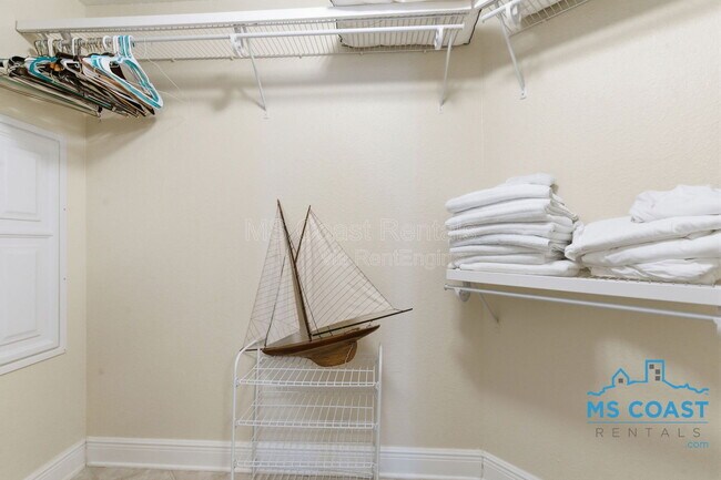 Building Photo - 2668 Beach Blvd