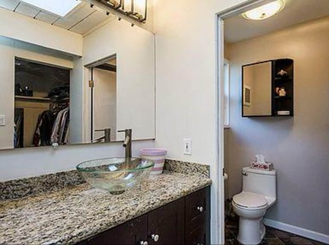 Master bathroom - 1159 Pome Ave