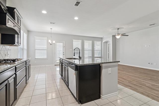 Building Photo - 1017 Lavender Dr