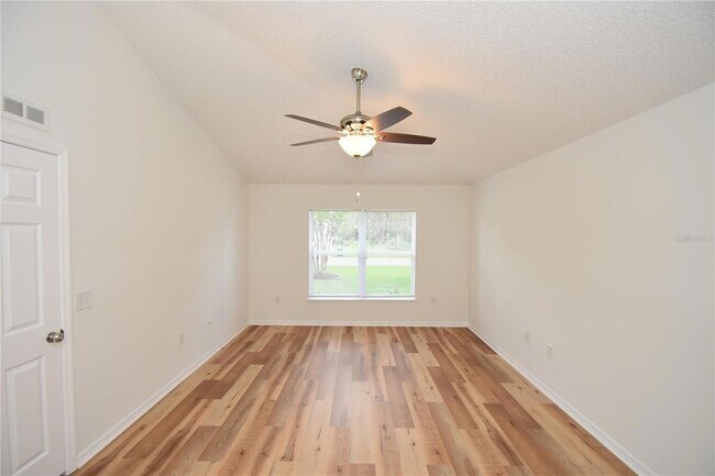 Building Photo - 14 Ryley Ln