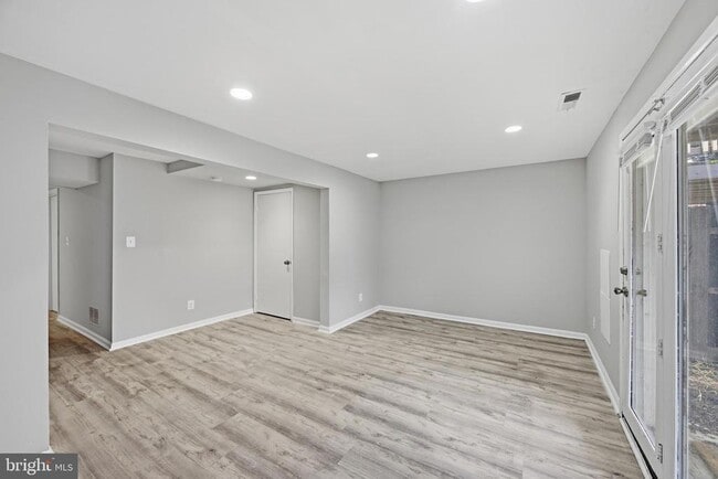 Building Photo - 40 Cobber Ln