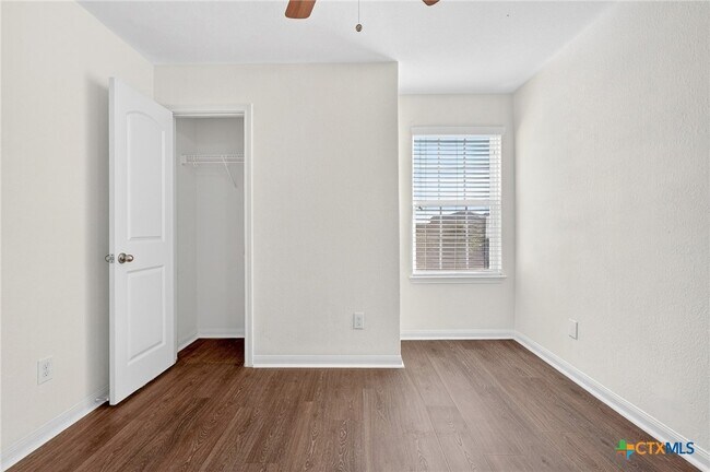 Building Photo - 308 Yearwood Ln