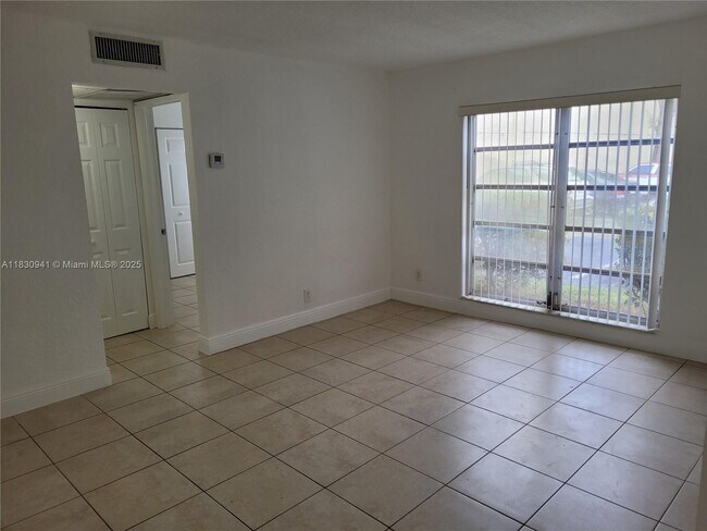 Building Photo - 4509 Treehouse Ln