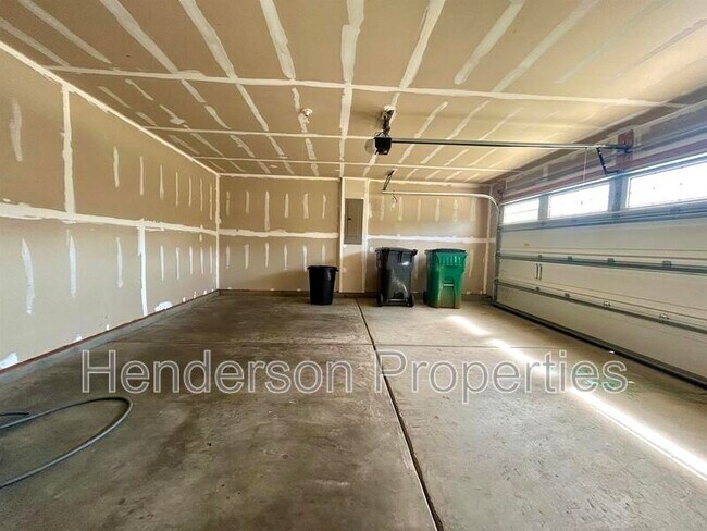 Building Photo - 5309 Merwyn Ave