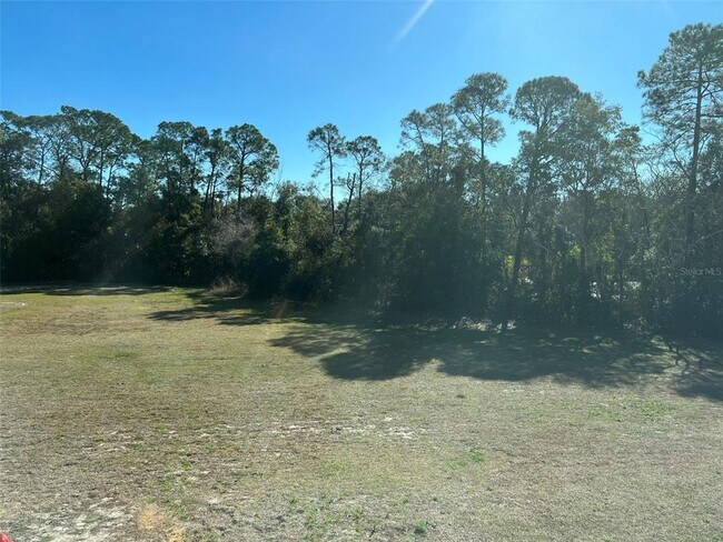 Building Photo - 2924 Lobelia Dr