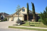 Building Photo - Highly Sought After Rancho Sienna - Former Model Home