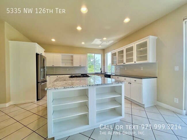 Building Photo - 5335 NW 126th Terrace