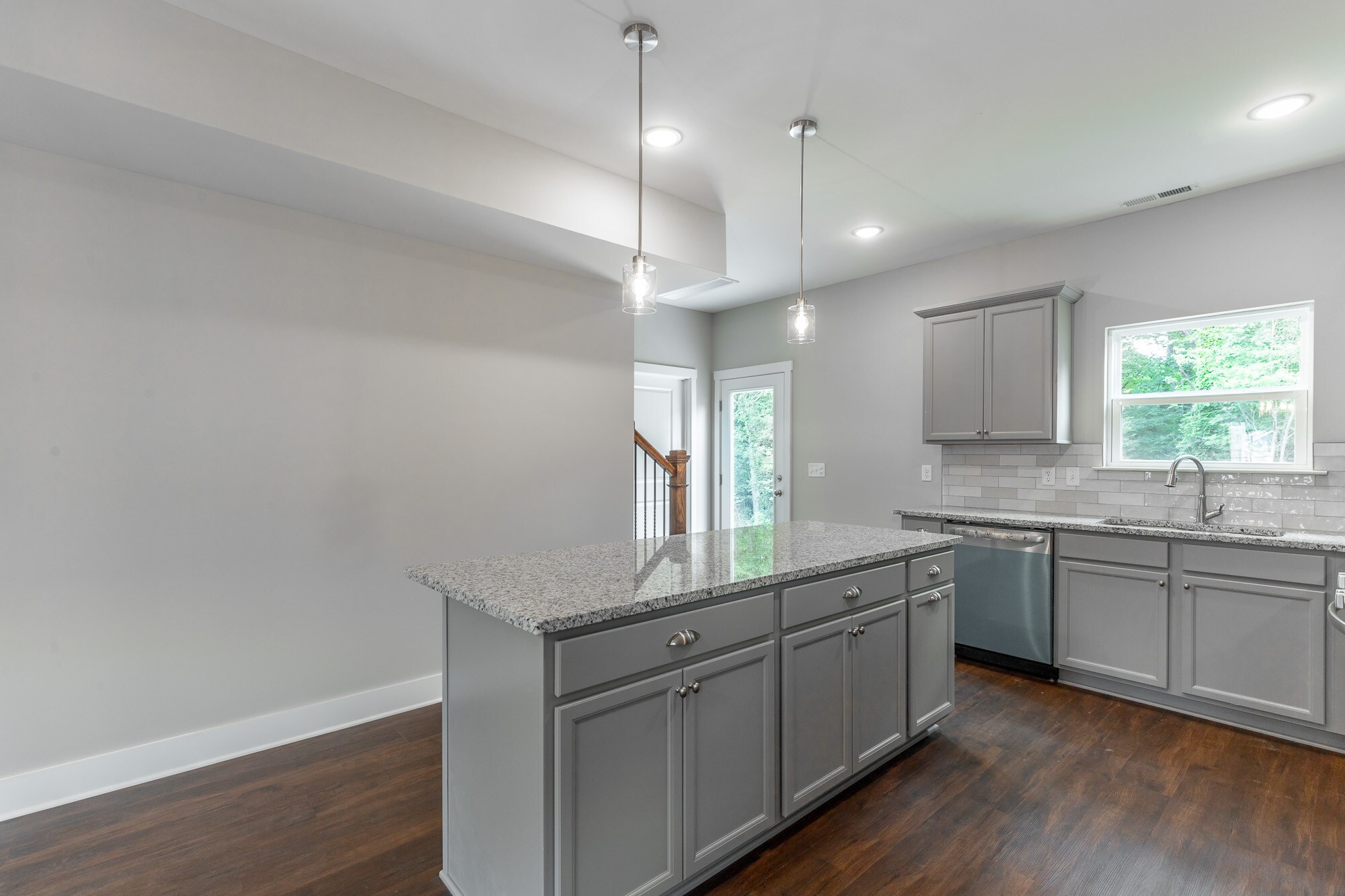 Building Photo - 4646 Heiskell Dr