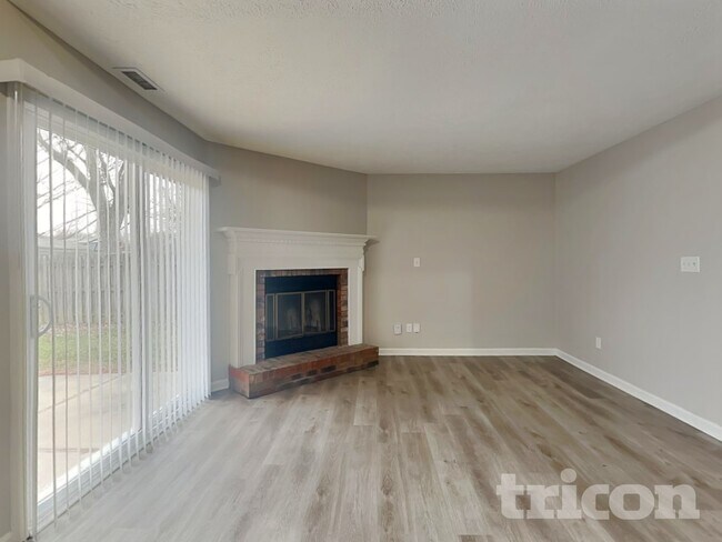 Building Photo - 25 Suncrest Dr