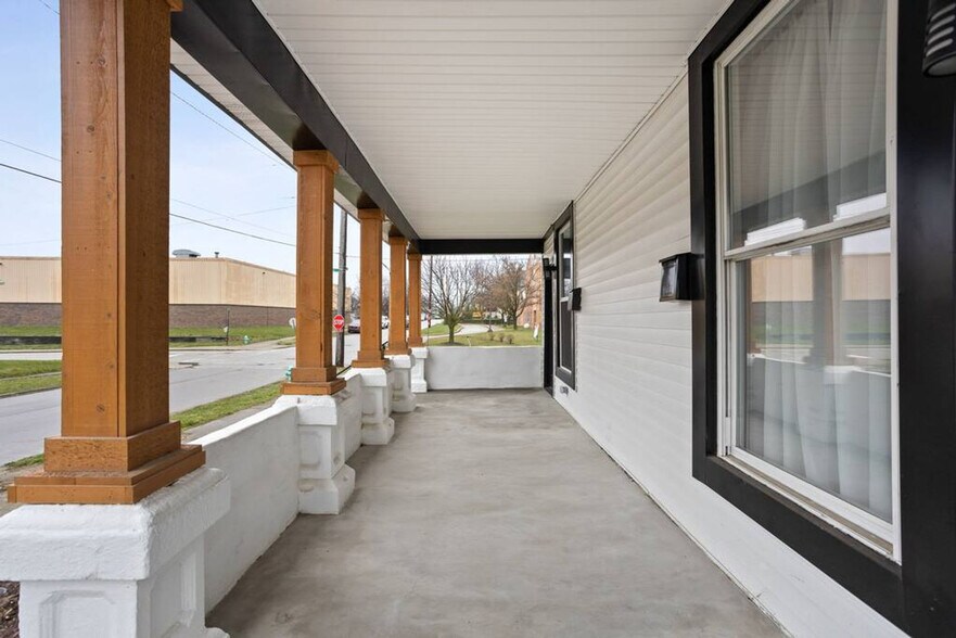 Building Photo - 25 N Highland Ave