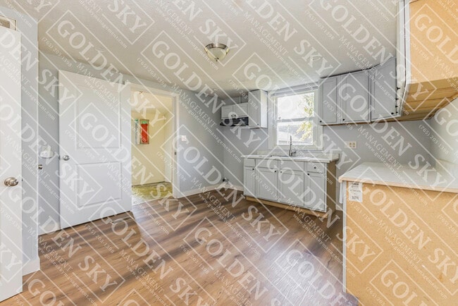 Building Photo - 1212 S Franklin St