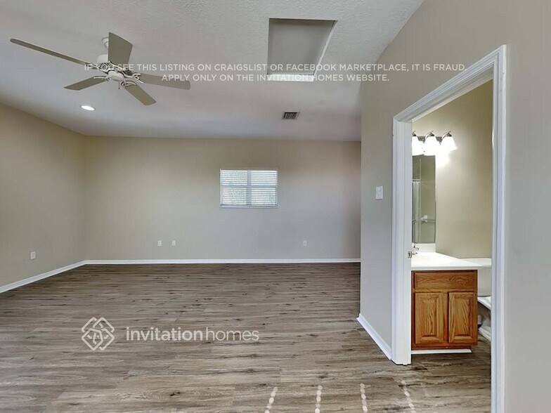 Building Photo - 6627 Tailfeather Way
