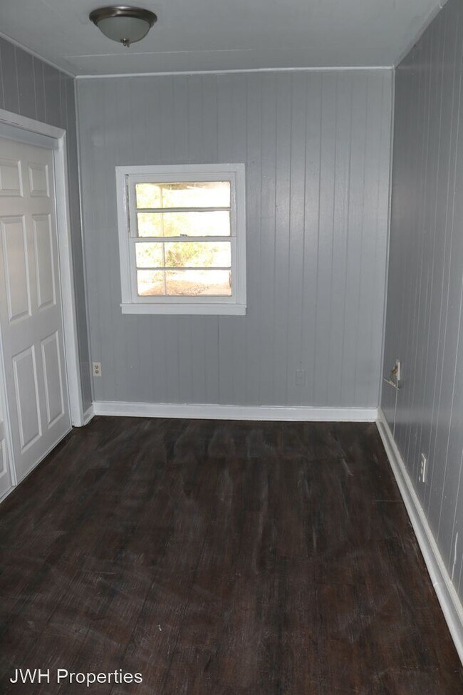 Building Photo - 3 br, 1 bath House - 3203 Wagner St