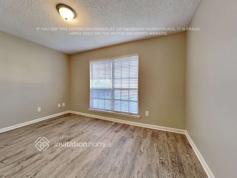 Building Photo - 11619 Greenland Hideaway Dr E