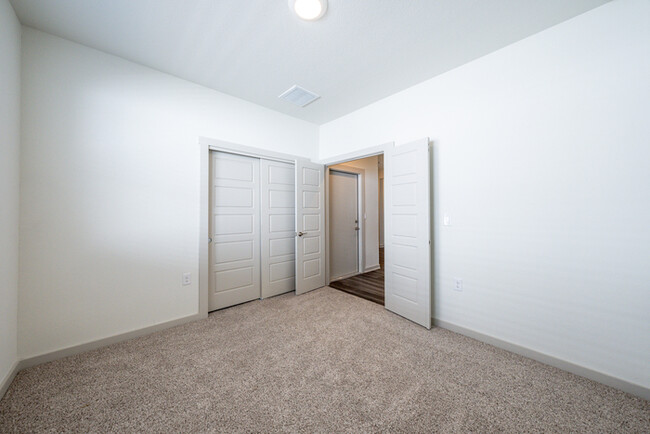 Building Photo - 13708 Lubeck Dr
