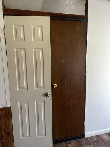 Building Photo - 75 R M Wy