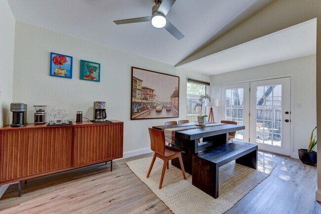 Building Photo - 10503 N Platt River Dr