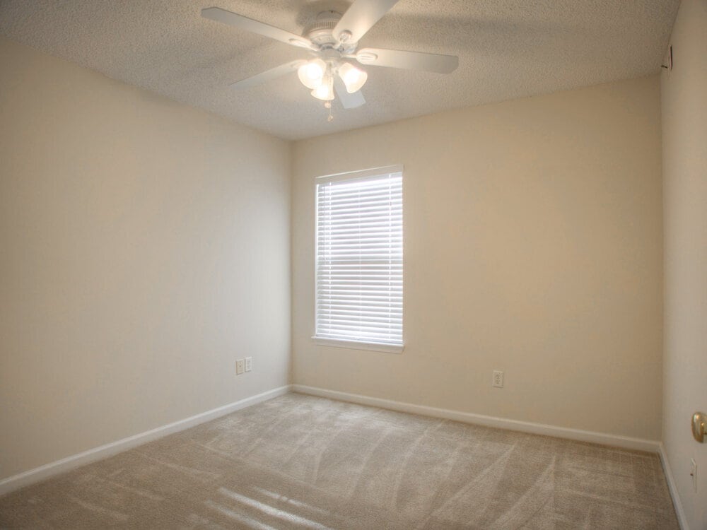 Building Photo - 3374 Guernsey Ct