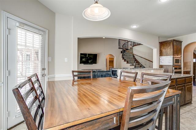 Building Photo - 9836 Amaranth Dr