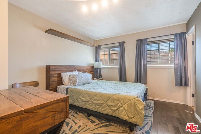 Building Photo - 12413 Beatrice St