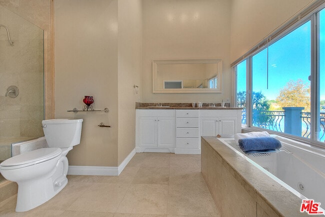 Building Photo - 3800 Weatherly Cir
