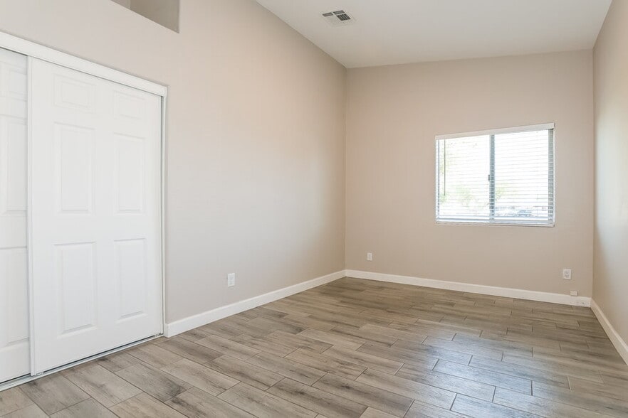 Building Photo - 6614 W Pima St