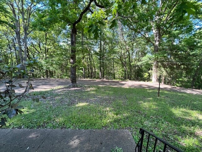 Building Photo - 148 Hwy 30 E