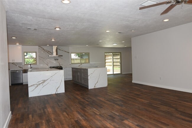Building Photo - 10511 Eddystone Dr