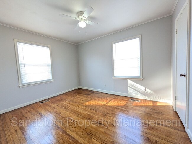 Building Photo - FOR LEASE | Tulsa | $1250 Rent