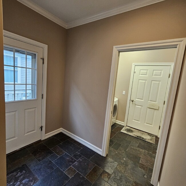 Building Photo - 3 Bedroom, 2.5 Bath Townhome Near Lake St. Clair with Finished Basement, Attached Oversized 2 Car...