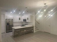 Building Photo - 10445 NW 81st Terrace