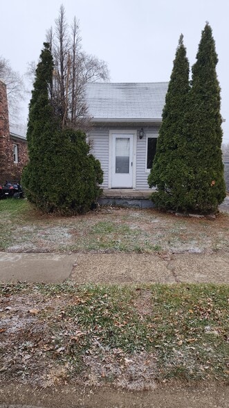 Building Photo - 23156 Bolam Ave