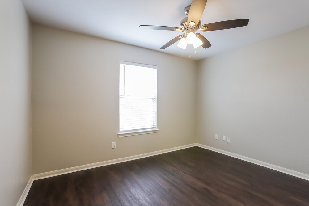 Building Photo - 4010 Cozy Trail Ct