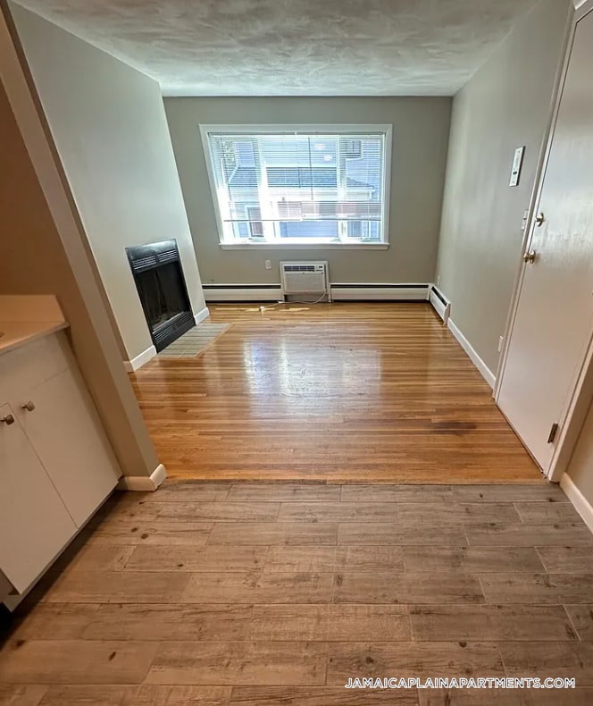 Building Photo - 50 Evergreen St