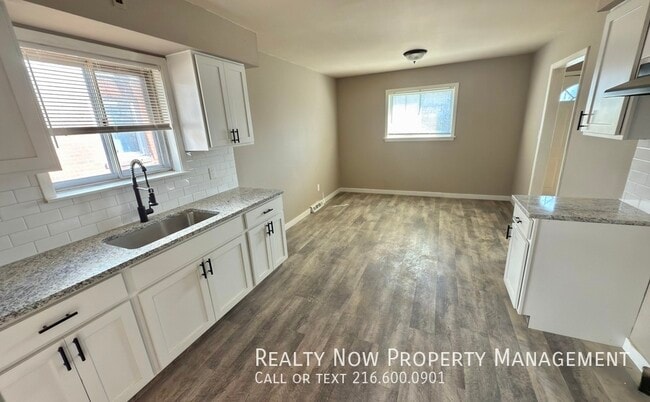 Building Photo - 16709 Palda Dr