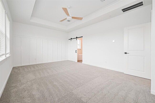 Building Photo - 2627 Clapbread Ln