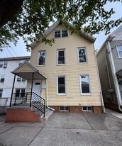 Building Photo - 222 Jersey St