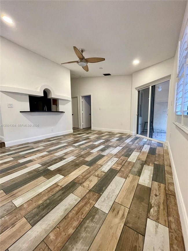 Building Photo - 11288 SW 9th Ct