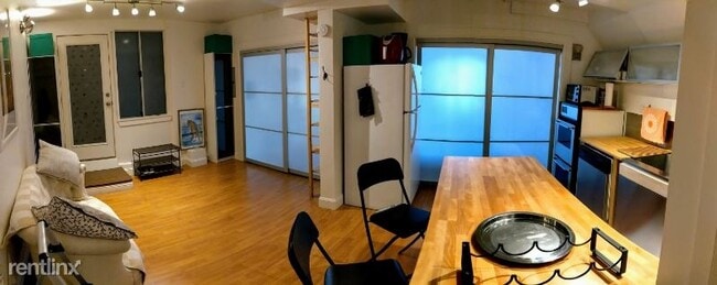 Primary Photo - 2 br, 1 bath House - 3755 Folsom St