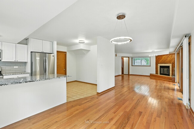 Building Photo - 2101 Babst Ct