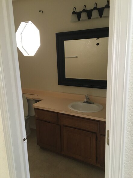 Building Photo - 5036 Shadow Mountain Rd