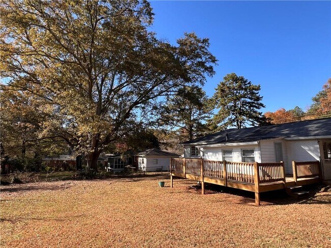 Building Photo - 2047 Panstone Ct SW