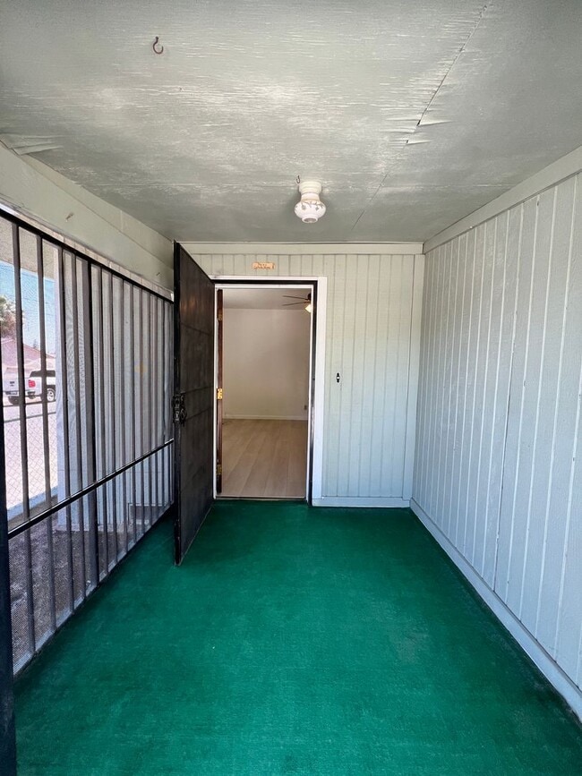 Primary Photo - Remodeled 3 Bd/ 1Ba House
