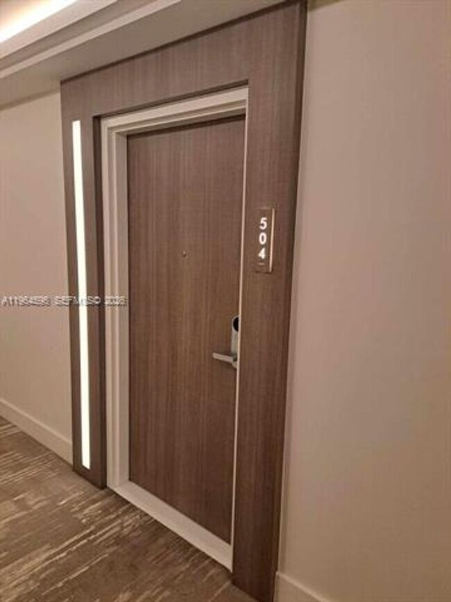 Building Photo - 2301 Collins Ave