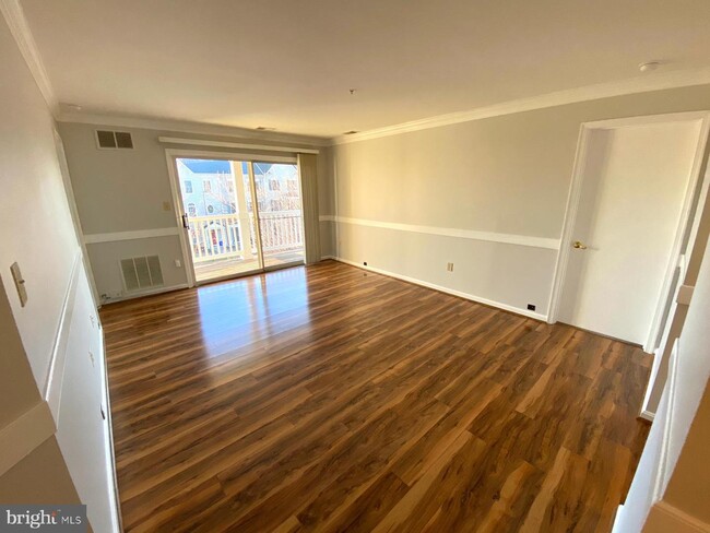 Building Photo - 13205 Cloppers Mill Dr