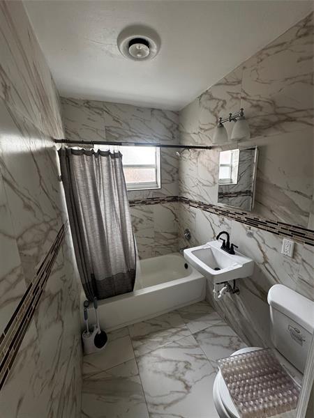 Building Photo - 1020 Indiana Ave